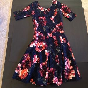 Mid sleeve length fit and flare dress